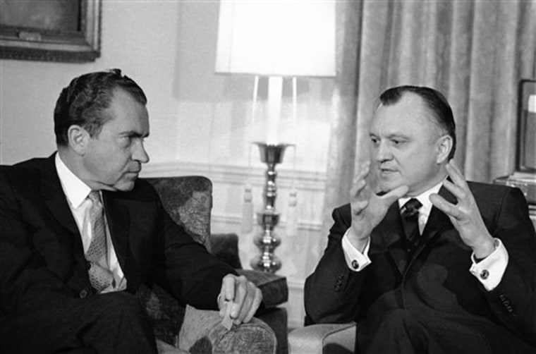 Walter Hickel, Richard Nixon